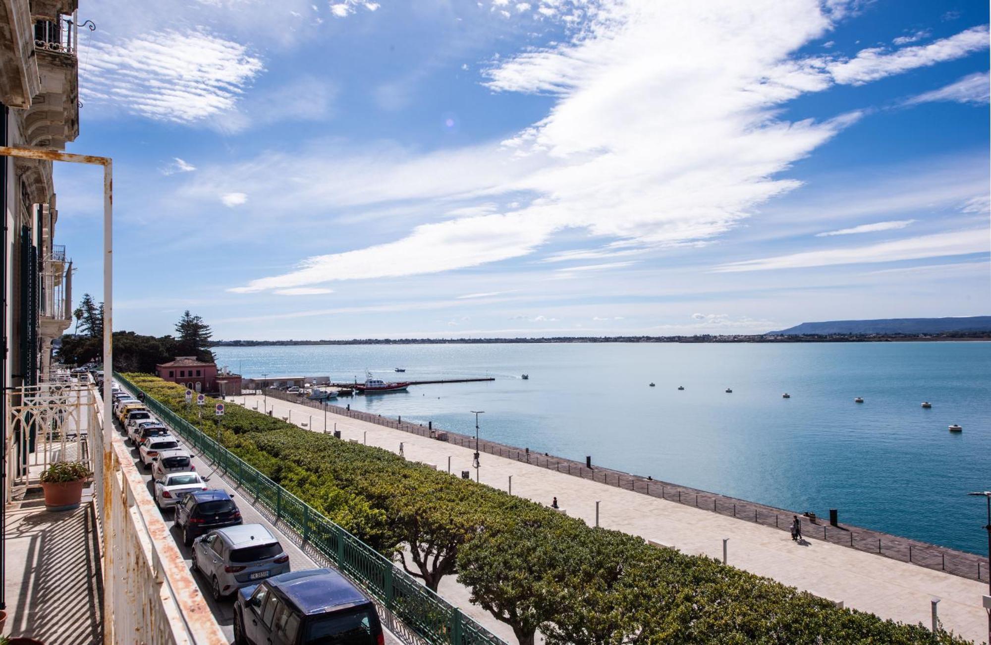 Seaview Design Homes In Ortigia By Wonderful Italy シラクーサ エクステリア 写真